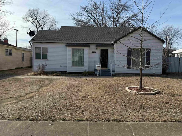 1113 N 12th St, Duncan, OK 73533