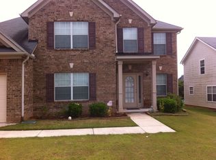 1864 Sandy Trail Dr, Hampton, GA 30228