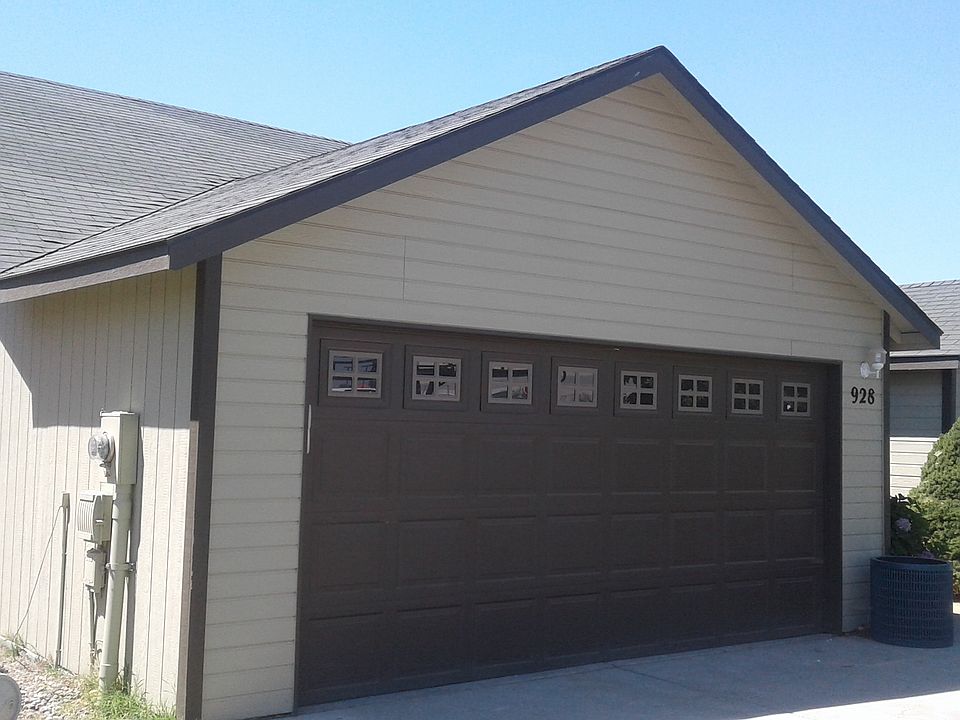 1st image of 928 N 24th Ave