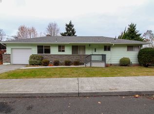 1401 E 16th St, The Dalles, OR 97058