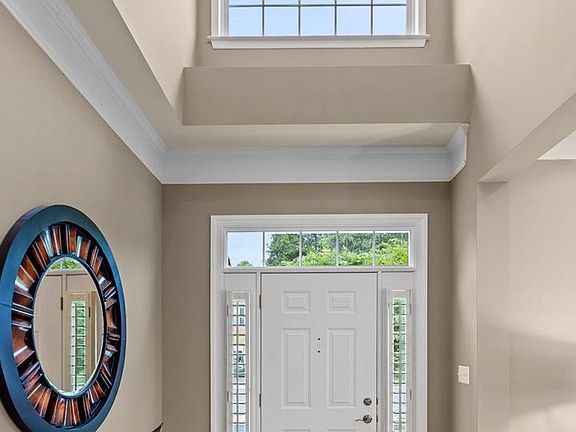 4th image of 42853 Ridgeway Dr