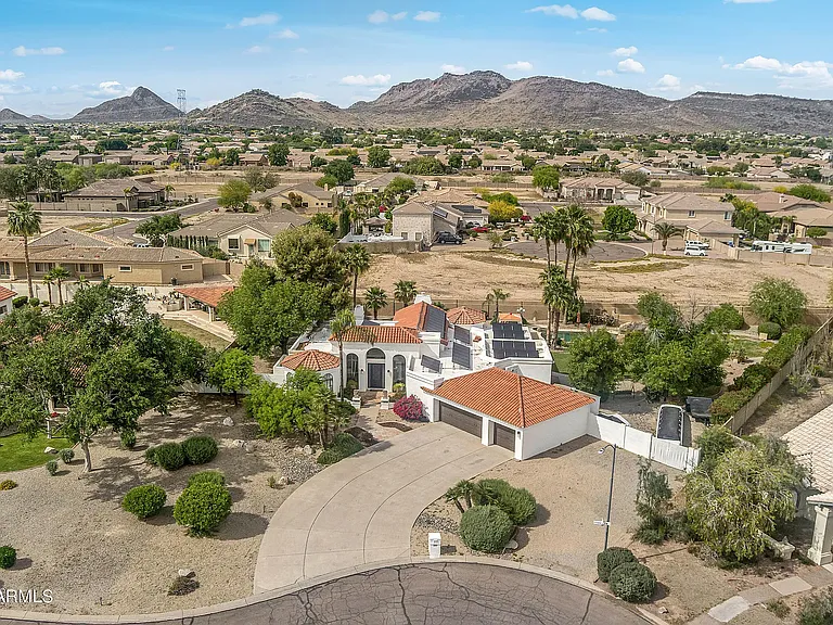 4618 W Park View Cir — Photo 1