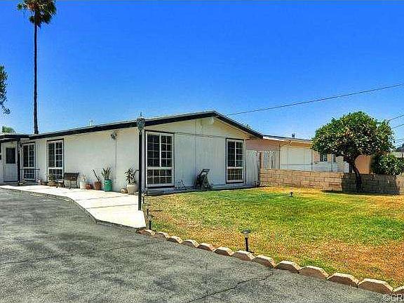 2nd image of 12241 Lorna St