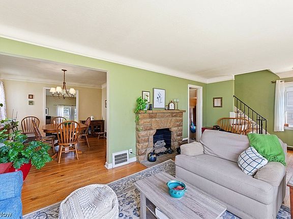 3rd image of 5187 Mayview Rd