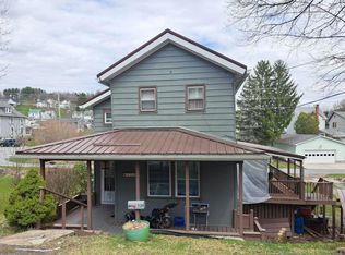 520 W 20th St, Tyrone, PA 16686
