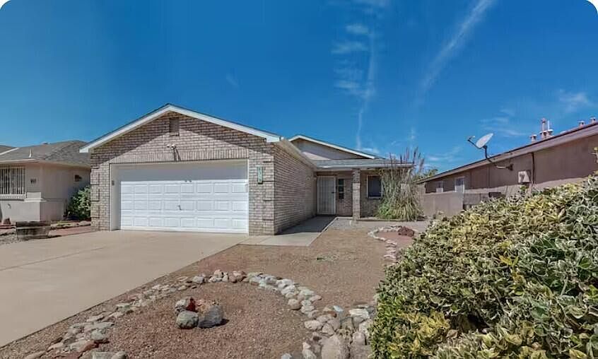 1st image of 8319 Santa Clarita St NE