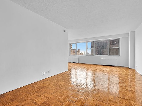 2nd image of 300 E 40th St APT 30G