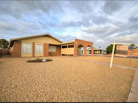 4th image of 3828 W Country Gables Dr