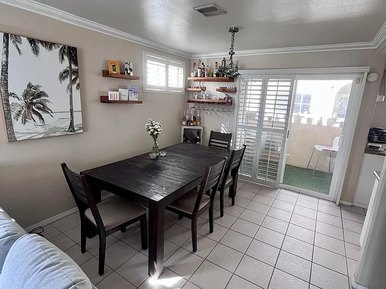 4948 Voltaire St #1 — Photo 14