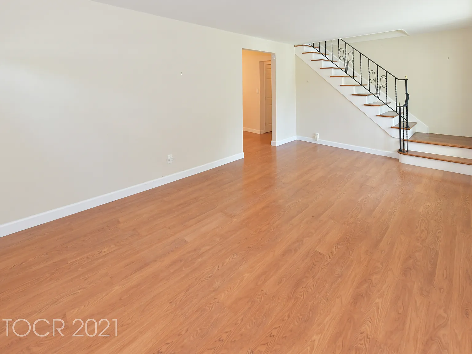 4 bed, $4,000 — Photo 4