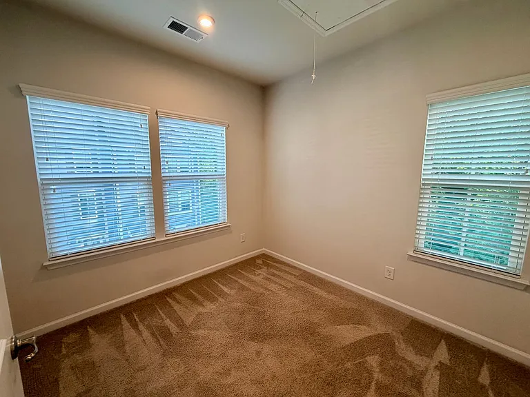 1214 Ashbury St — Photo 25