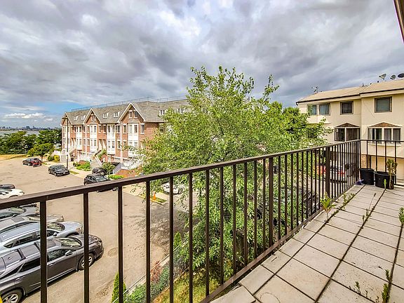 4th image of 120-04 Riviera Ct #16B
