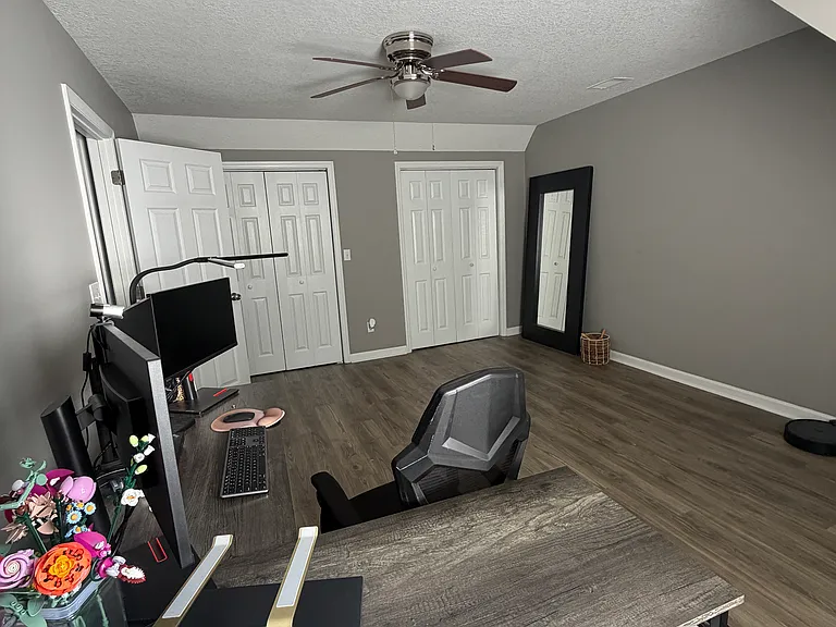 N Ridge Dr — Photo 16