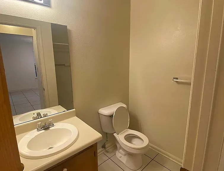 2323 Trimble Rd #R — Photo 4