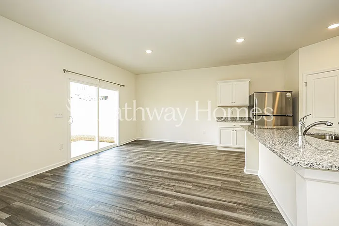 1058 Large Poppy Dr — Photo 7