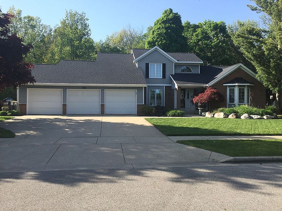 1st image of 3681 Iris Dr SW