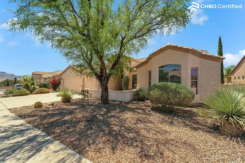 Furnished Home Rental in Oro Valley — Photo 3