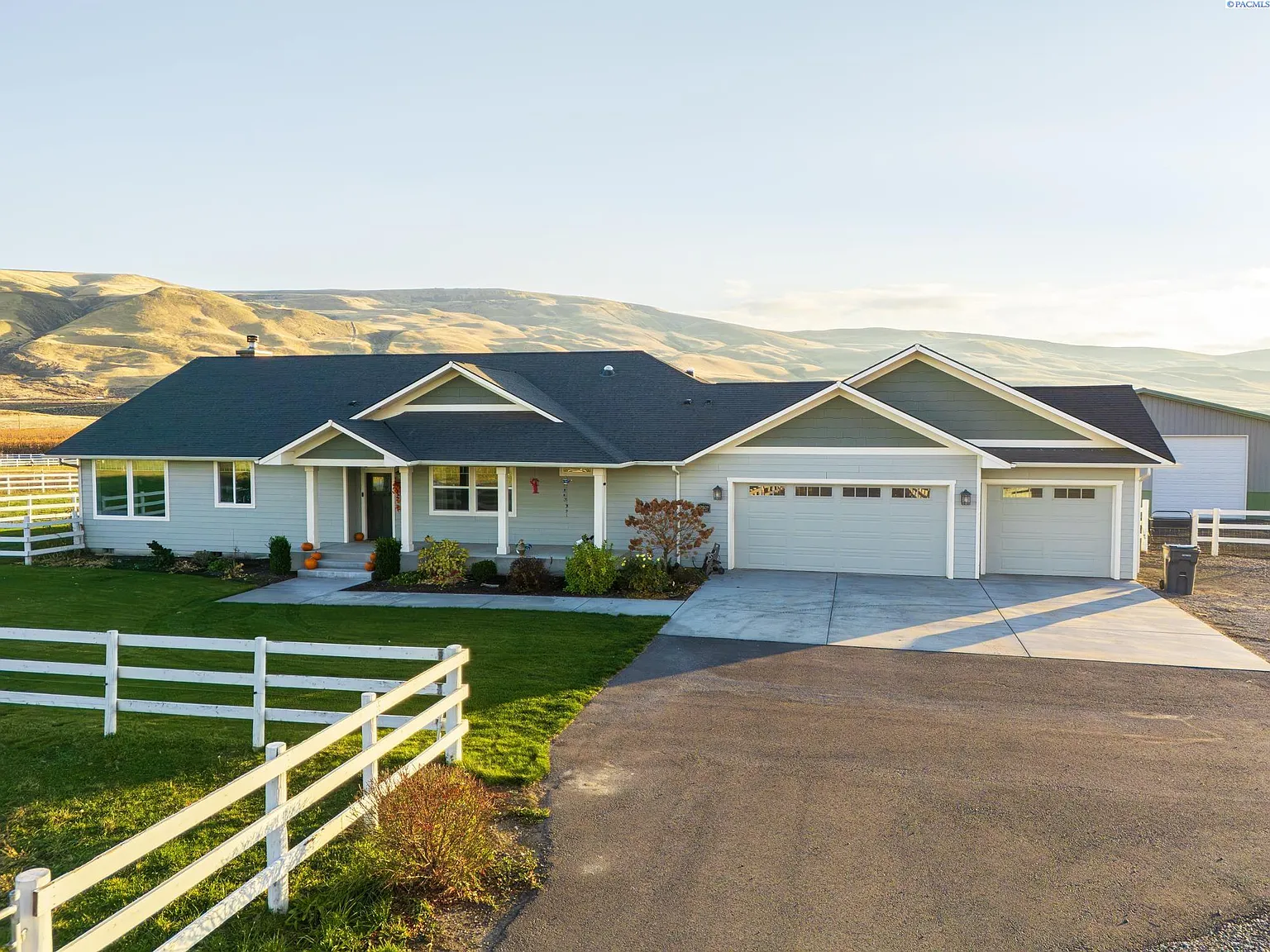 67809 W Island View Pr NW photo 1