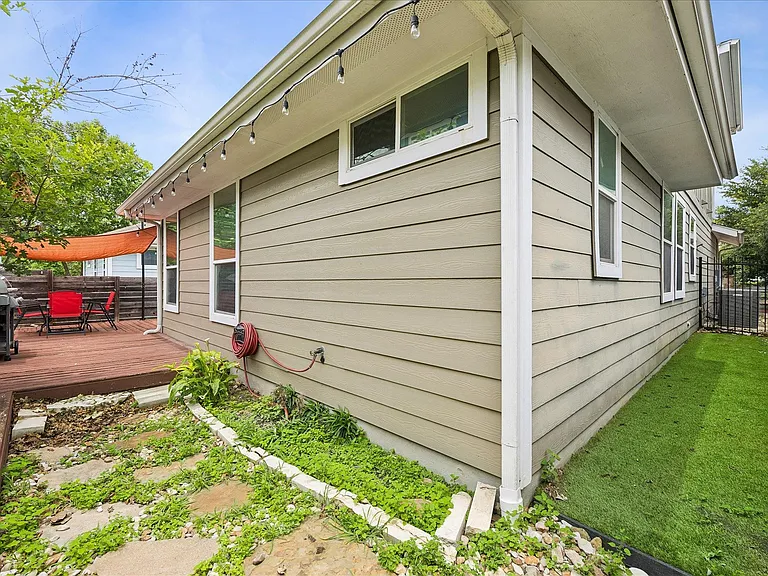 7203 Bertram Ct — Photo 25