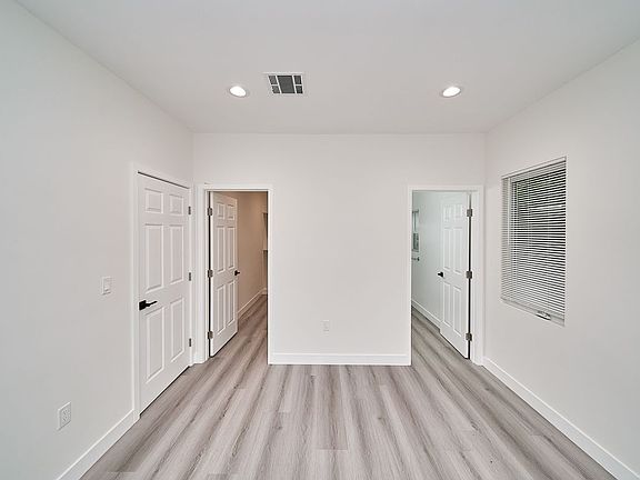5th image of 3251 Honolulu Ave #A