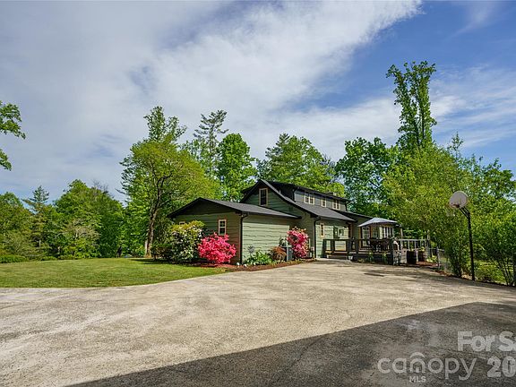36th image of 19 Chipping Green Dr