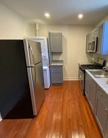 1215 Tasker St #1 — Photo 1