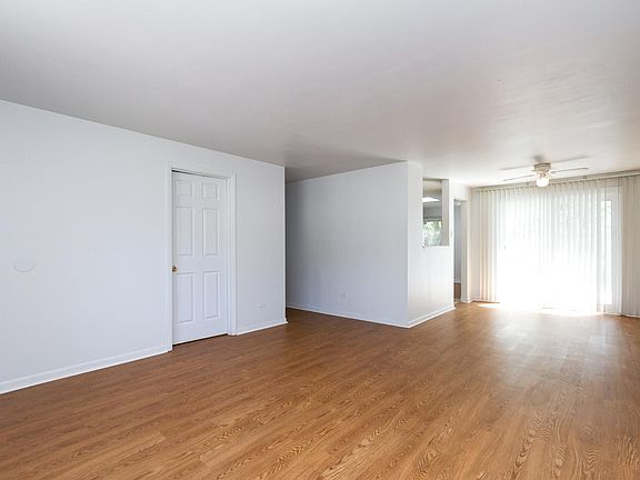 4th image of 17725 Rosewood Ter