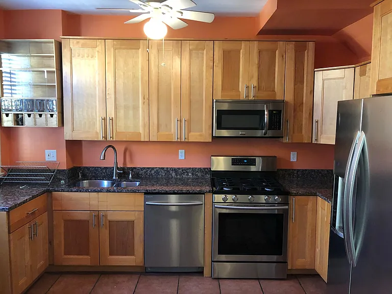 232 Rhode Island Ave NW — Photo 5