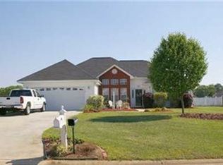 172 Holly Point, Warner Robins, GA 31088