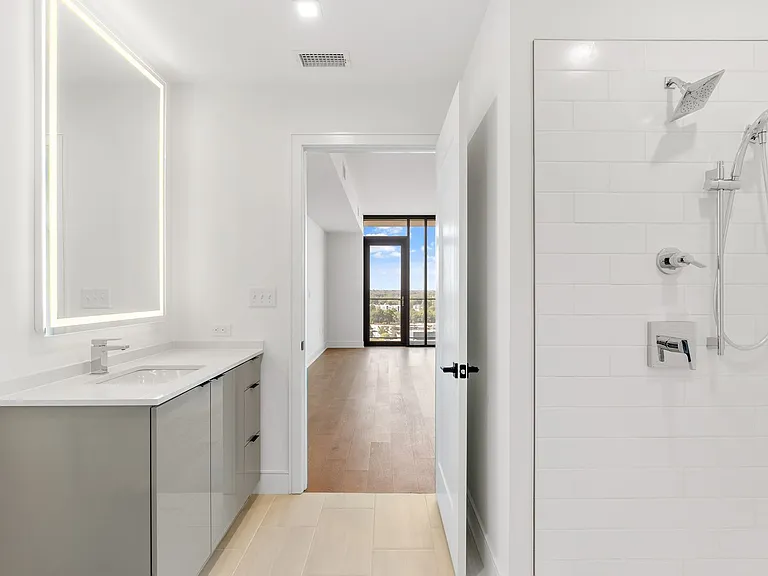Seven88 West Midtown — Photo 8