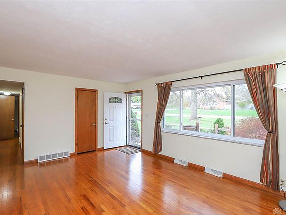 3rd image of 4125 Nedra Dr