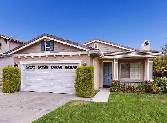 3rd image of 670 Camino Del Mar