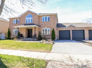 89 Silver Maple Cres, Barrie, ON L4N0E5