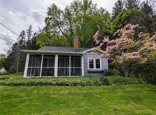 271 Richs Dugway Rd, Rochester, NY 14625