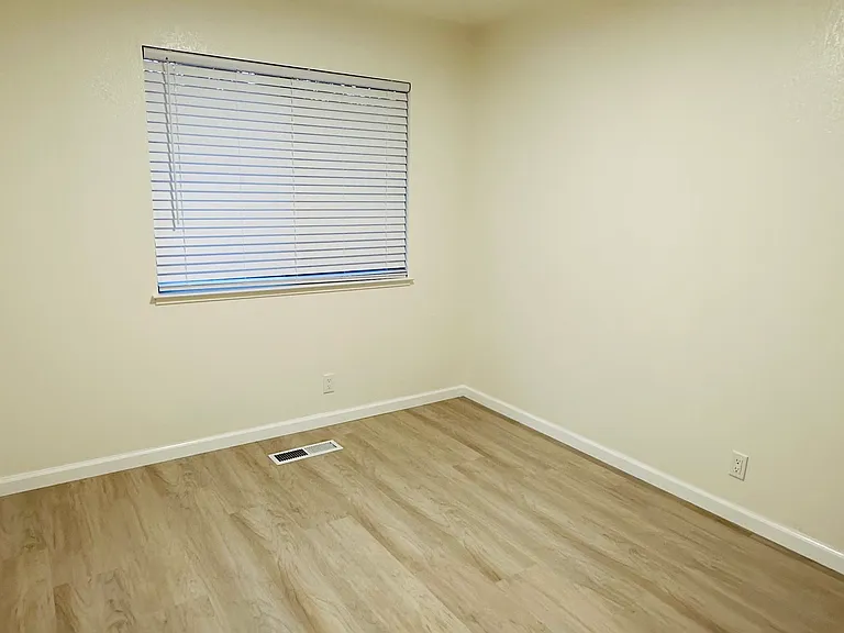 6019 Joaquin Murieta Ave #A — Photo 14