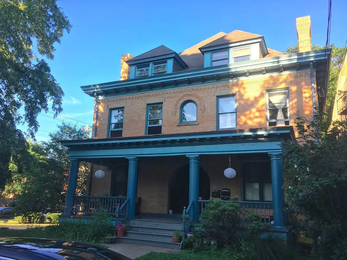 2 bed, 1.5 bath, 1315 sqft, $1,850 — Photo 1