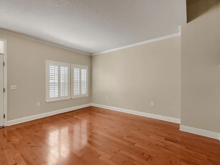 1490 Bergen Rock St — Photo 3