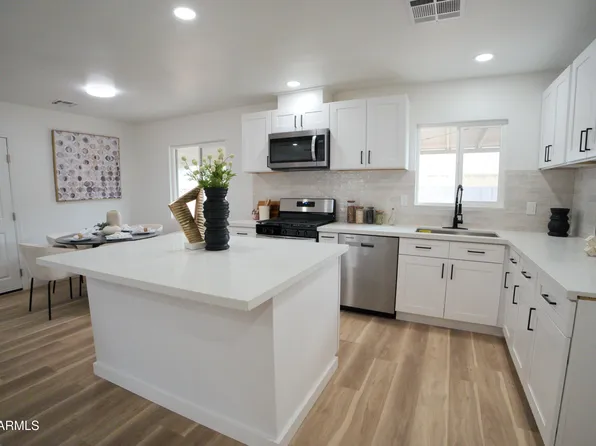 4437 E Almeria Road, Phoenix, AZ 85008