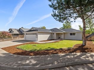 1258 Looking Glass Way, Central Pt, OR 97502