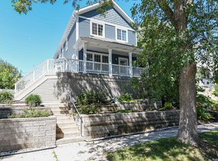 2385 S Williams St, Milwaukee, WI 53207