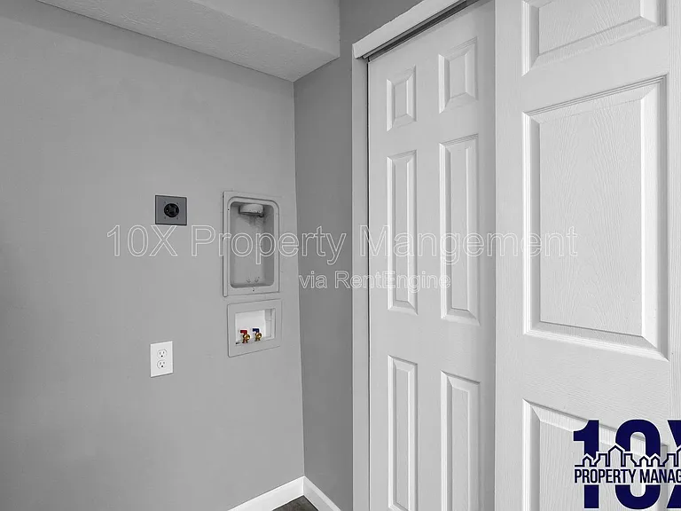 2767 Hiawatha St — Photo 12