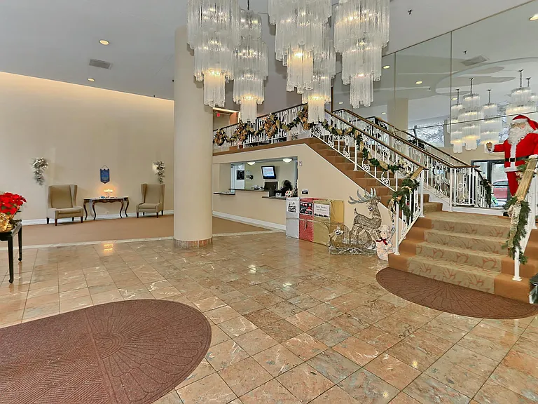 3800 Powell Ln #314 — Photo 32