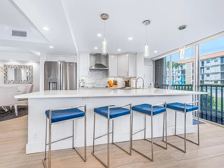 2900 Gulf Shore Blvd N #116 — Photo 7