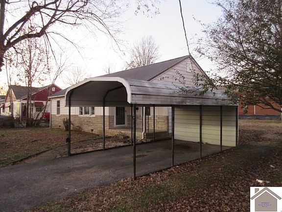 2nd image of 209 W Sunset Dr