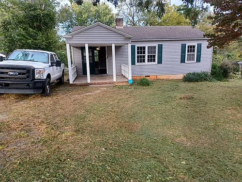 511 Houston St Photo 1