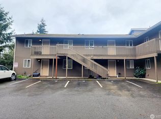 27521 Pioneer Hwy APT 10, Stanwood, WA 98292