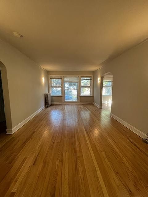 1st image of 4850 N Hermitage Ave #1A