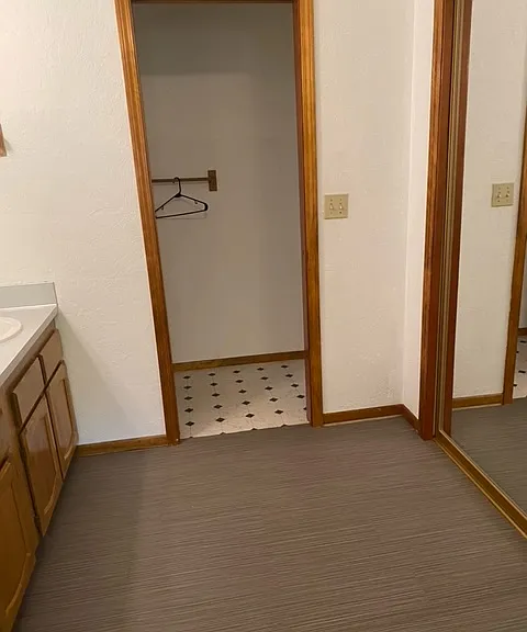 1135 NE Conser Pl — Photo 16