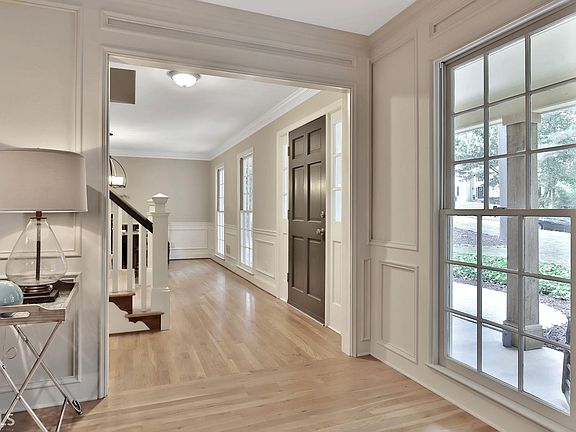 5th image of 4551 Oakhurst Ln