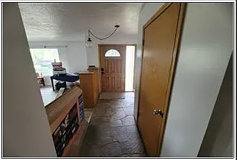 888 E Scott Ave — Photo 5